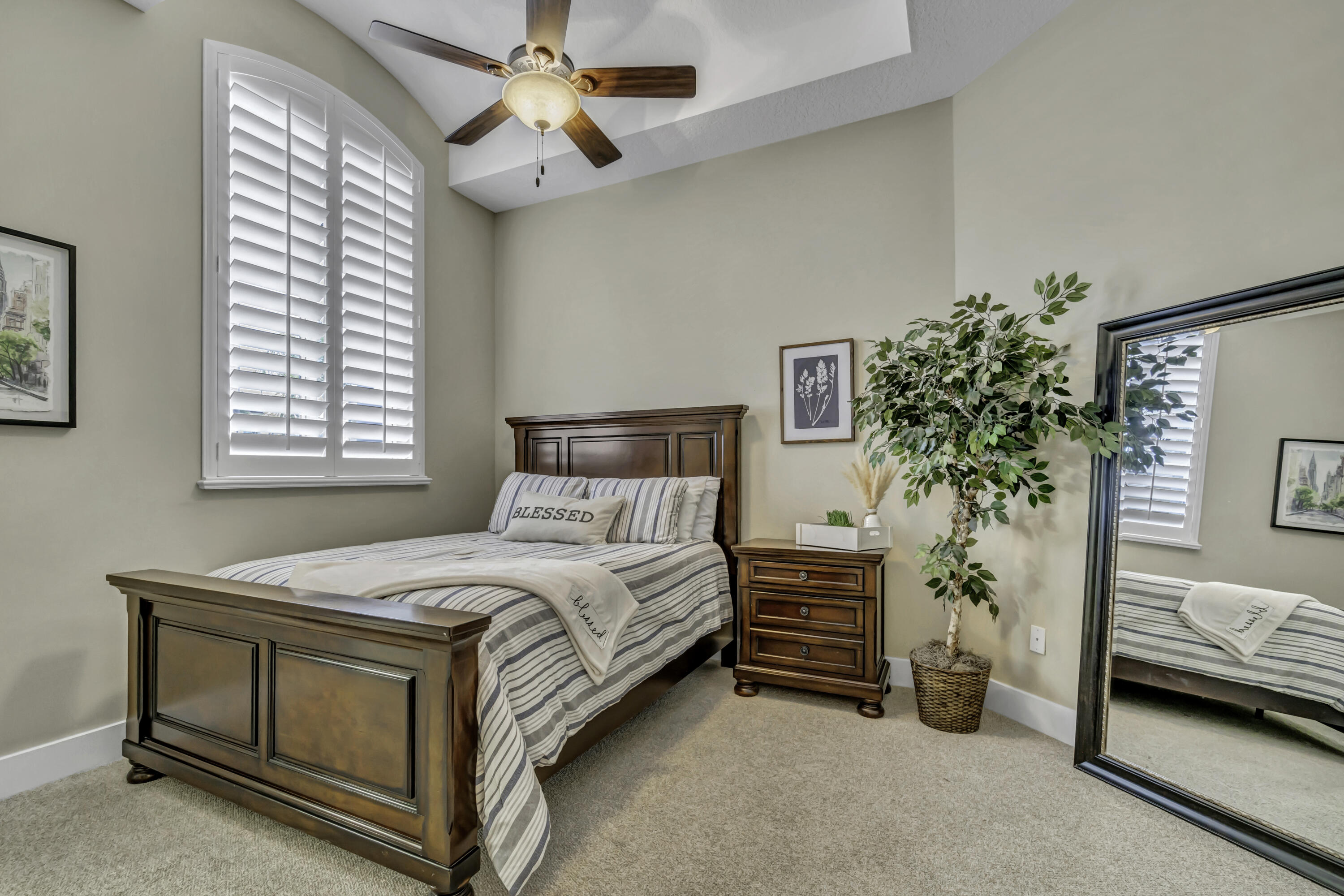 1209 Breakers West, West Palm Beach FL 33411