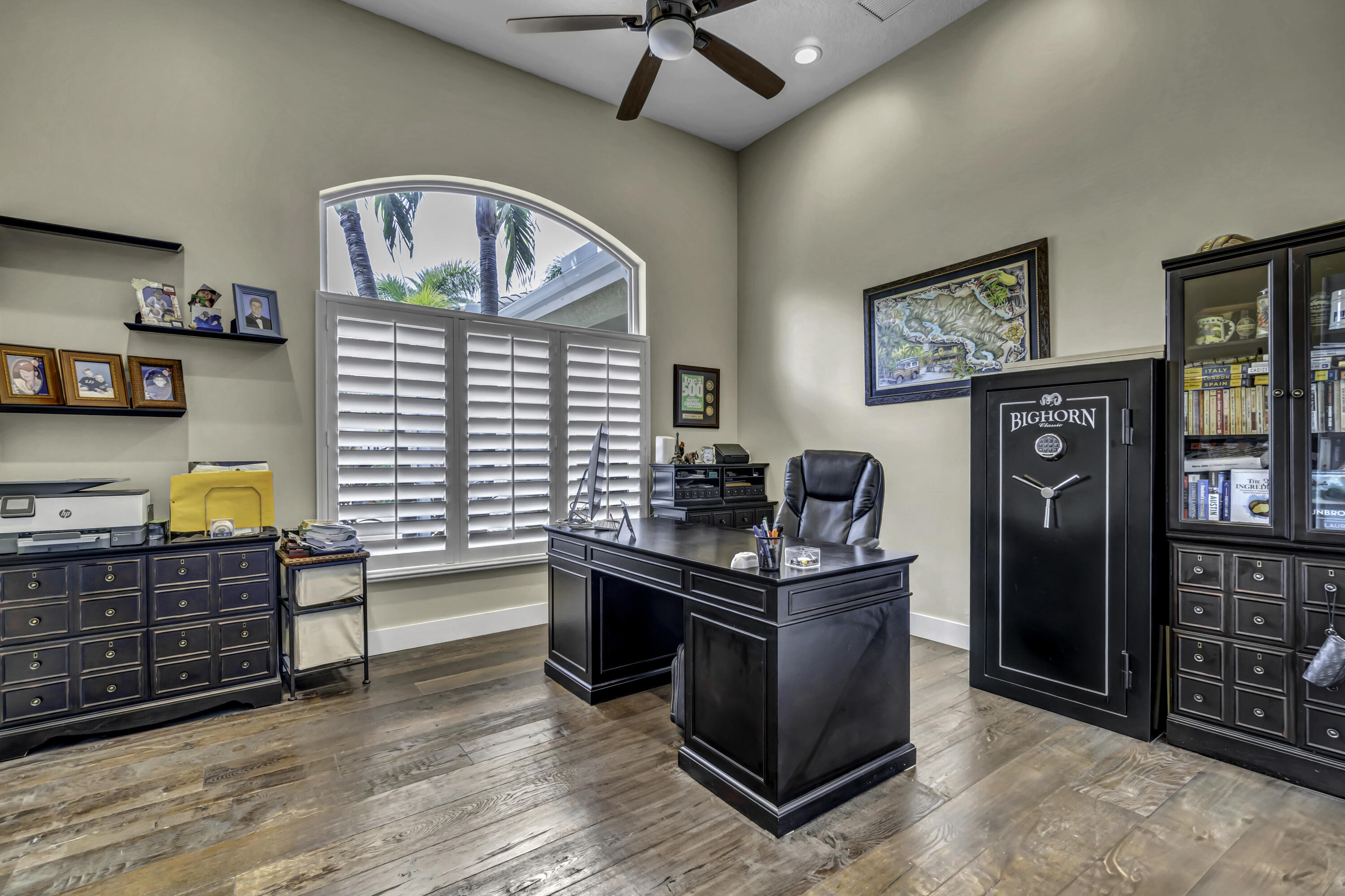 1209 Breakers West, West Palm Beach FL 33411