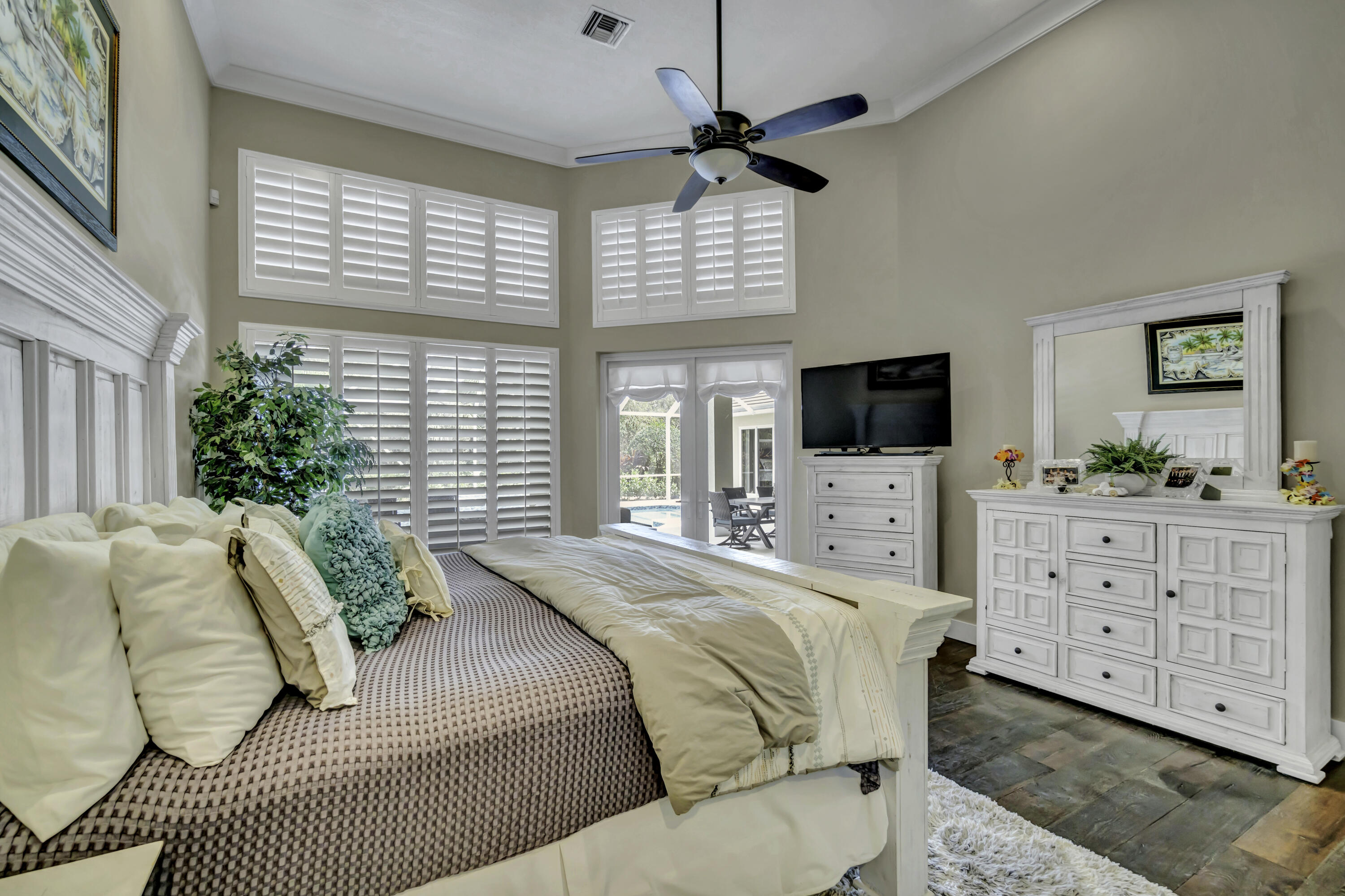 1209 Breakers West, West Palm Beach FL 33411