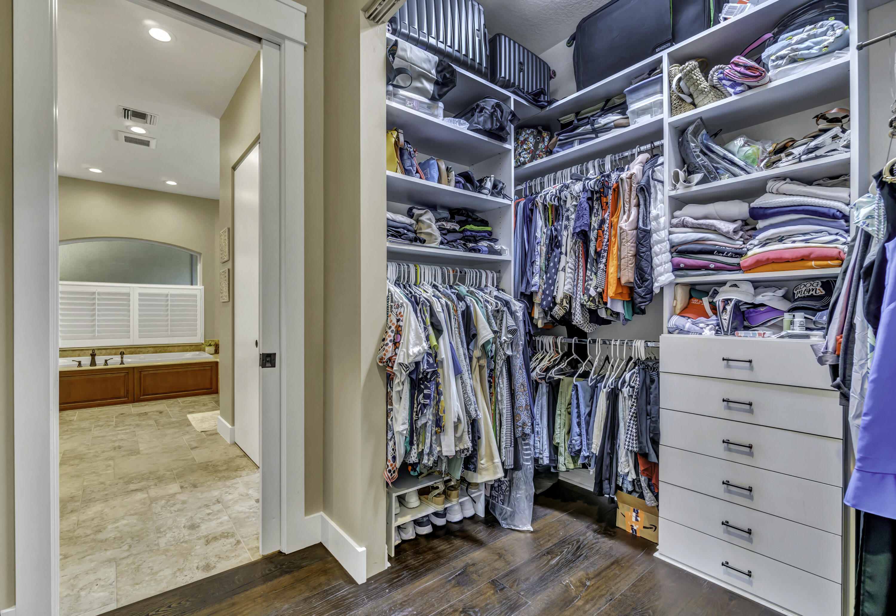 1209 Breakers West, West Palm Beach FL 33411