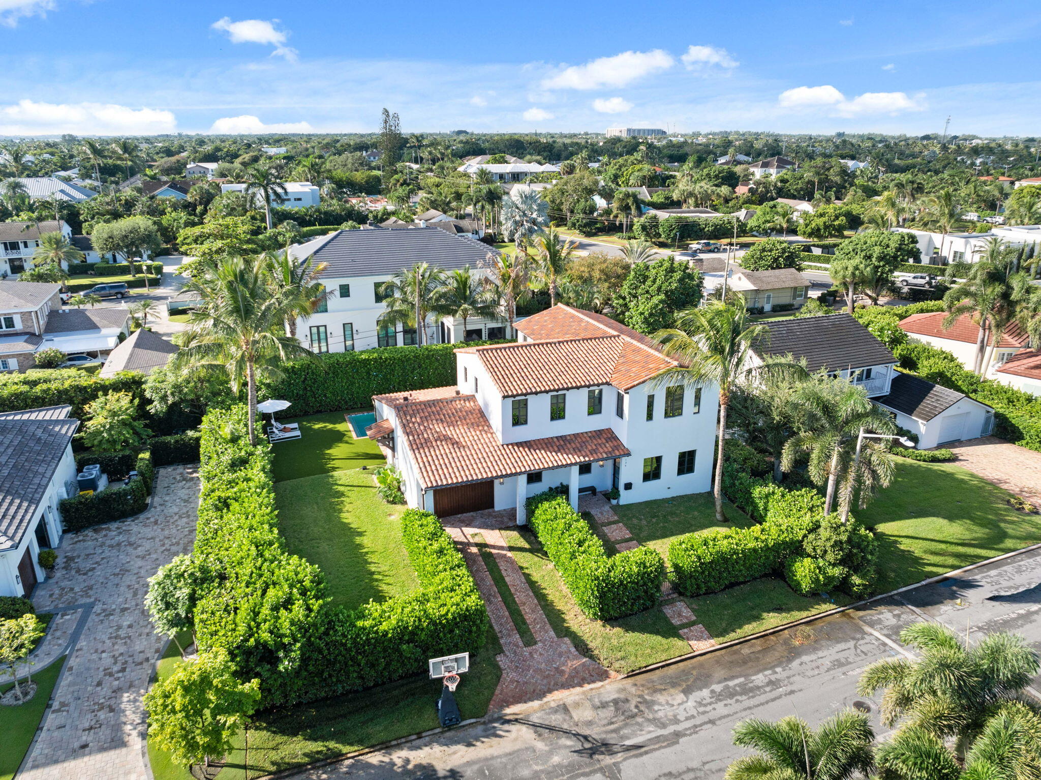 136 Santa Lucia, West Palm Beach FL 33405