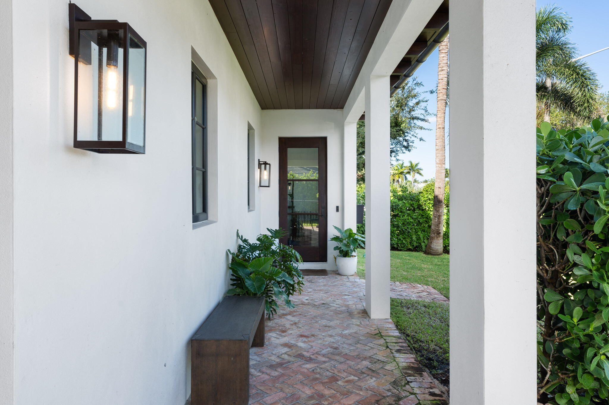 136 Santa Lucia, West Palm Beach FL 33405