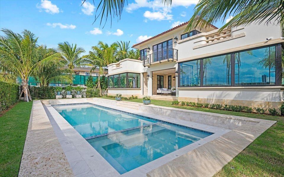 1260 N Lake, Palm Beach FL 33480