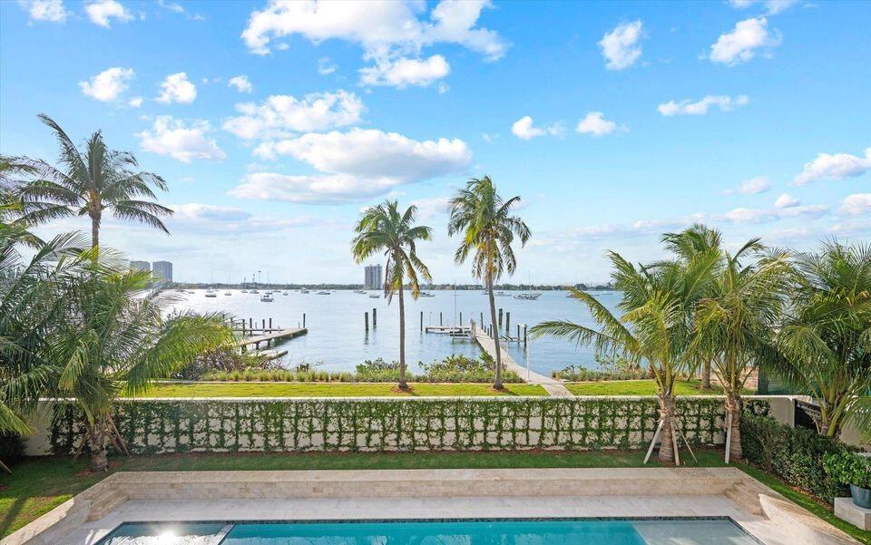 1260 N Lake, Palm Beach FL 33480