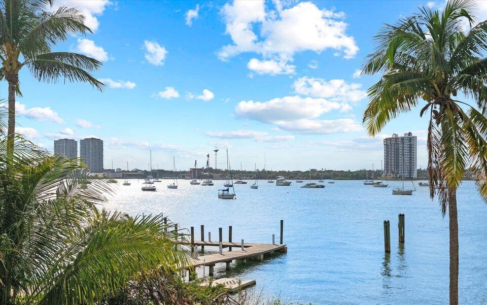 1260 N Lake, Palm Beach FL 33480