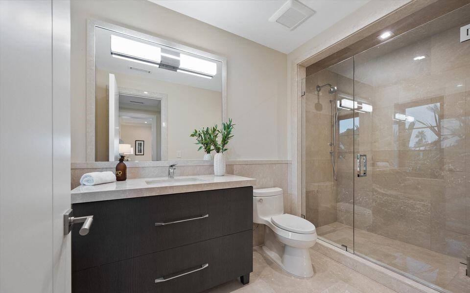 1260 N Lake, Palm Beach FL 33480