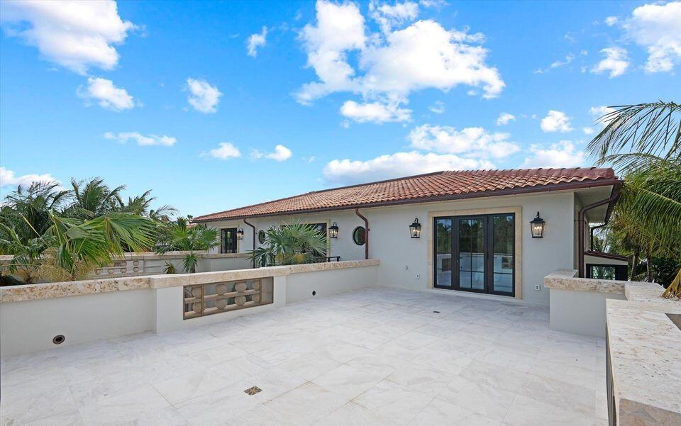 1260 N Lake, Palm Beach FL 33480