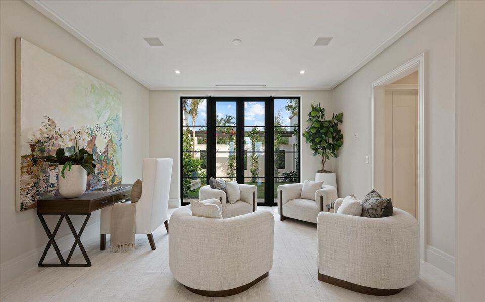 1260 N Lake, Palm Beach FL 33480