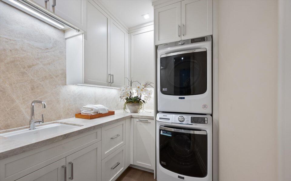 1260 N Lake, Palm Beach FL 33480