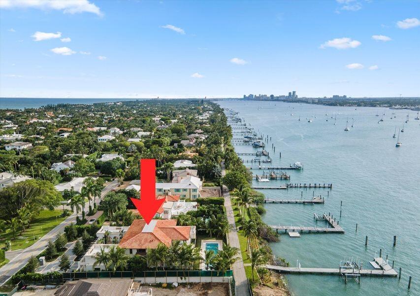1260 N Lake, Palm Beach FL 33480