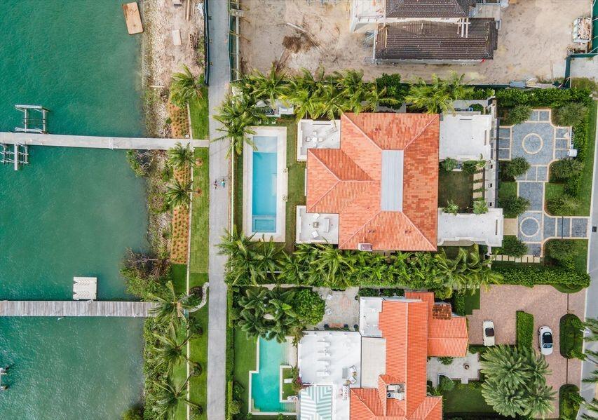 1260 N Lake, Palm Beach FL 33480