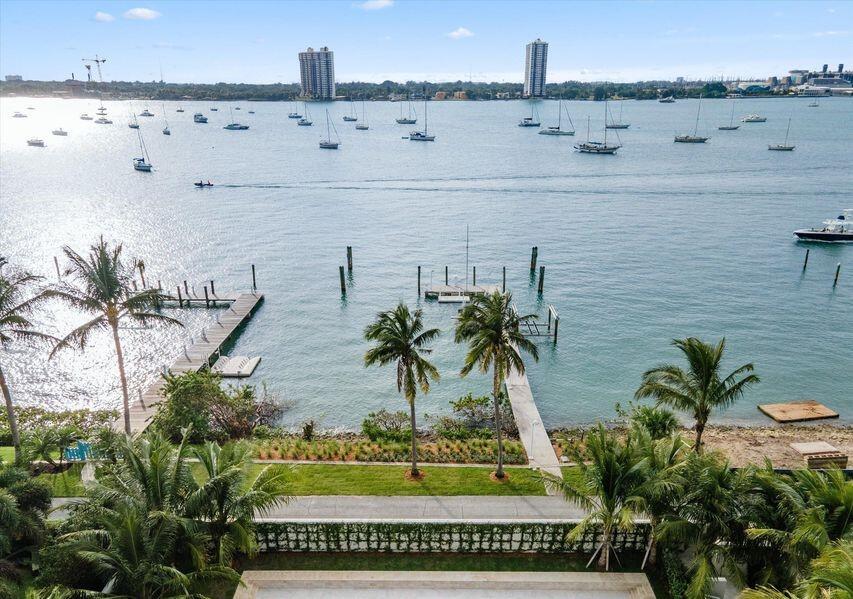 1260 N Lake, Palm Beach FL 33480