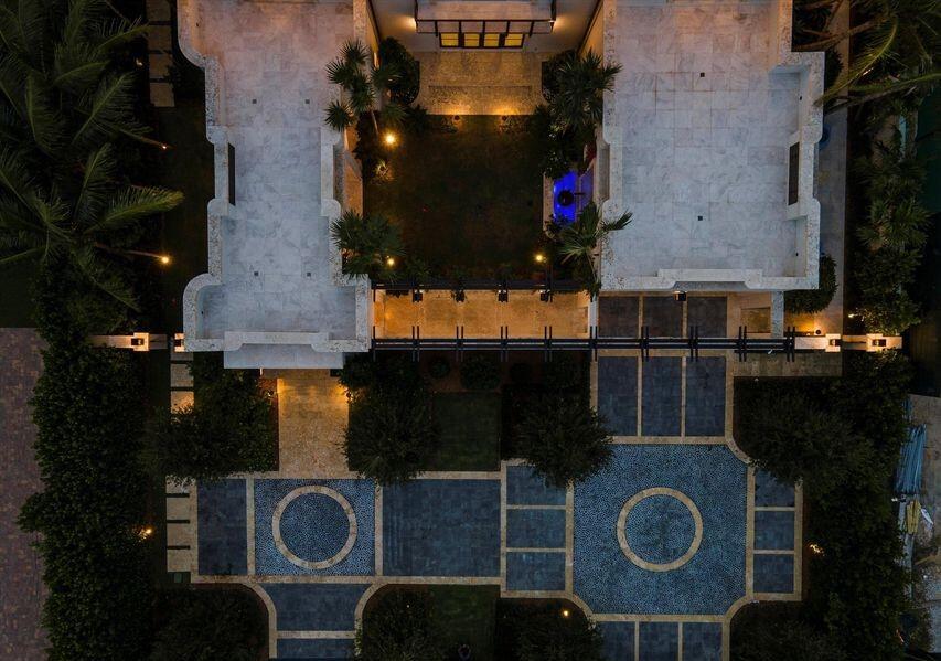 1260 N Lake, Palm Beach FL 33480