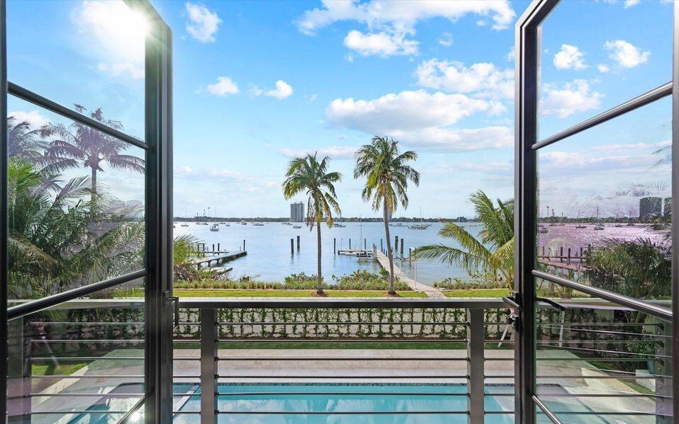 1260 N Lake, Palm Beach FL 33480