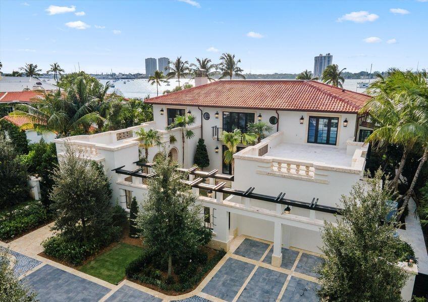 1260 N Lake, Palm Beach FL 33480