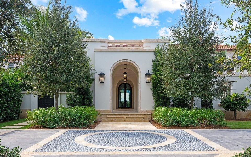 1260 N Lake, Palm Beach FL 33480