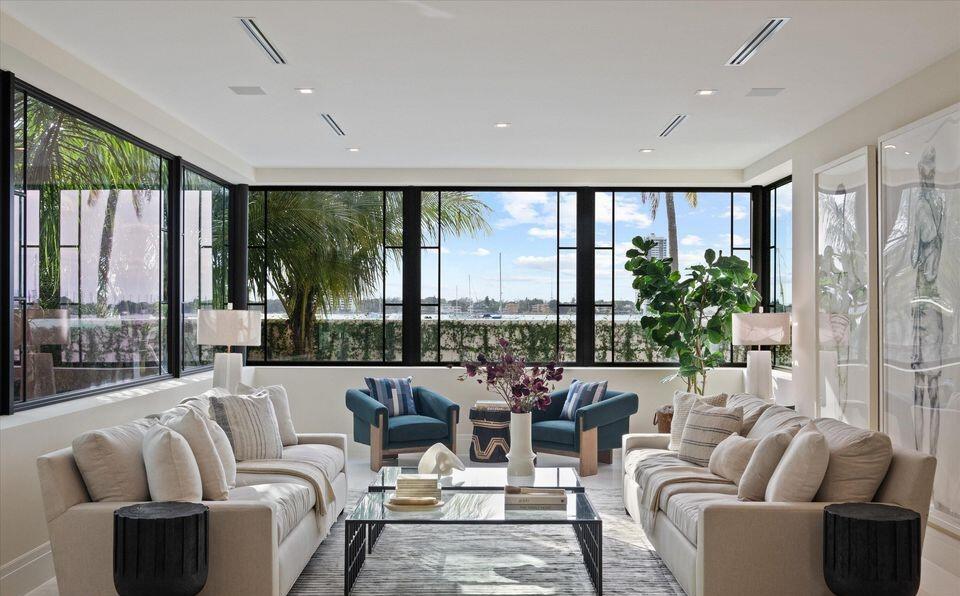 1260 N Lake, Palm Beach FL 33480