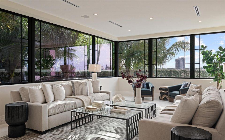 1260 N Lake, Palm Beach FL 33480