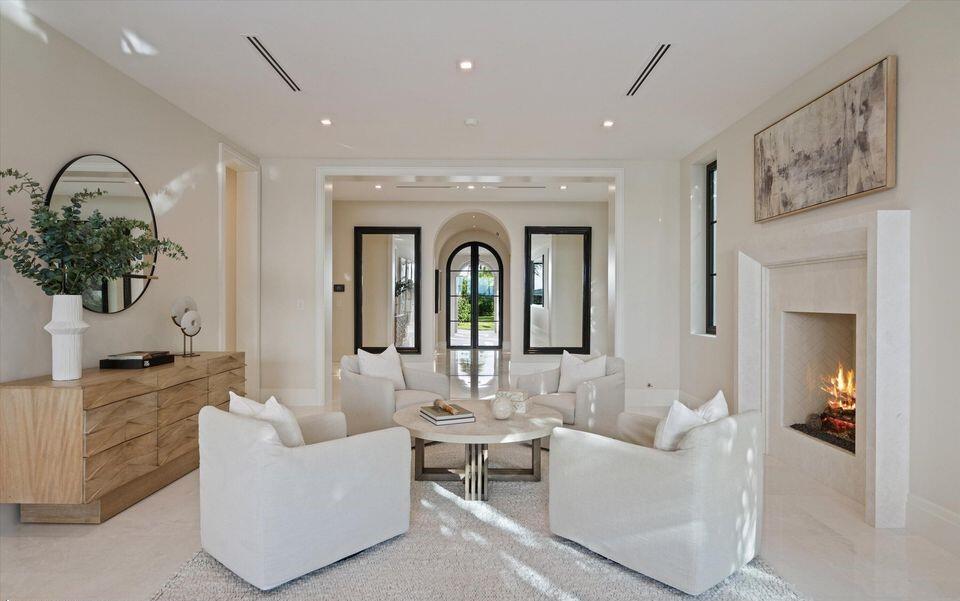 1260 N Lake, Palm Beach FL 33480