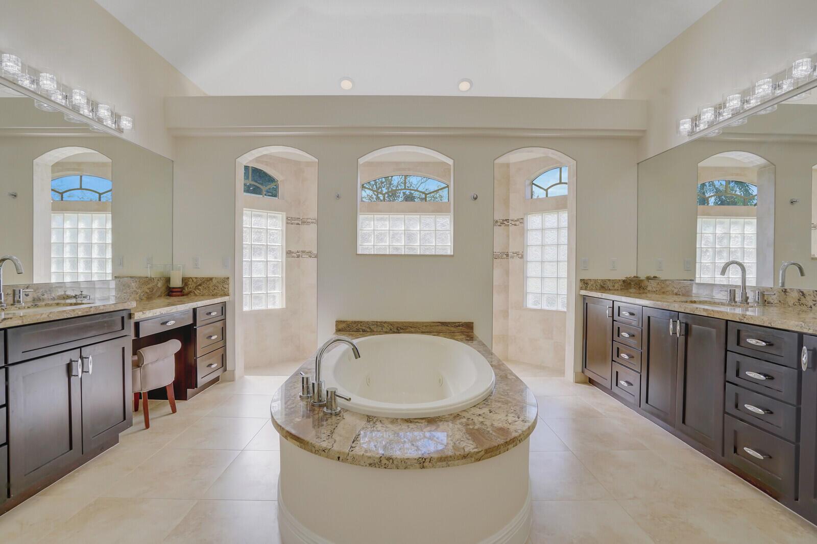 15132 87th Trail, Palm Beach Gardens FL 33418