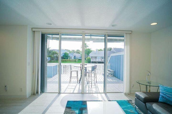 1511 Ocean Dunes Circle #1511, Jupiter FL 33477