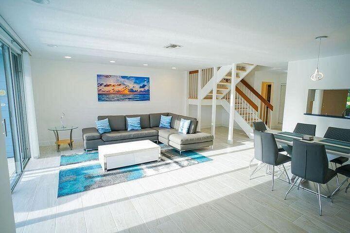 1511 Ocean Dunes Circle #1511, Jupiter FL 33477