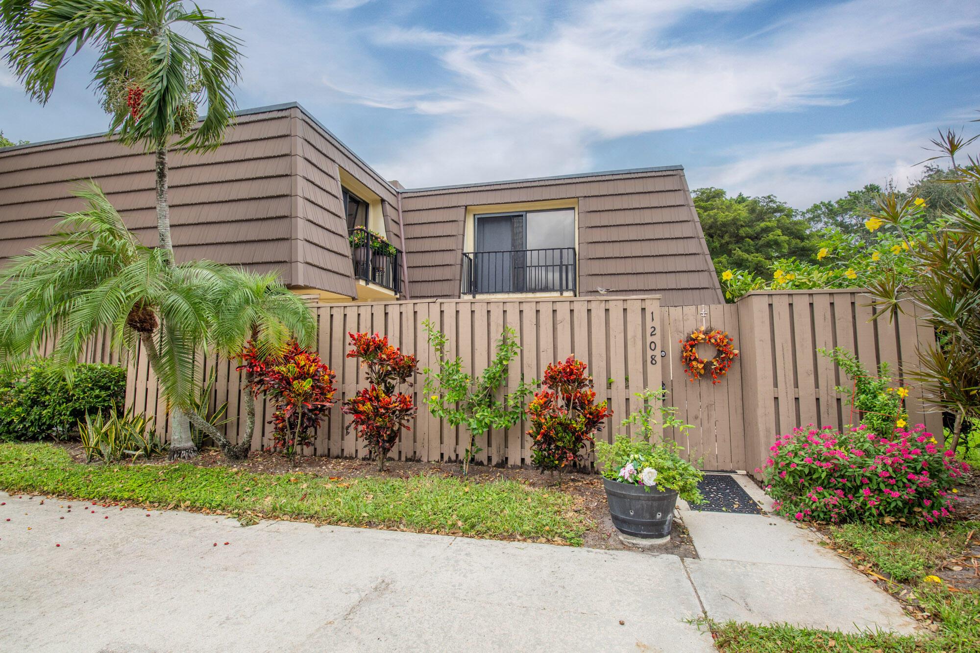 1208 12th Court, Palm Beach Gardens FL 33410