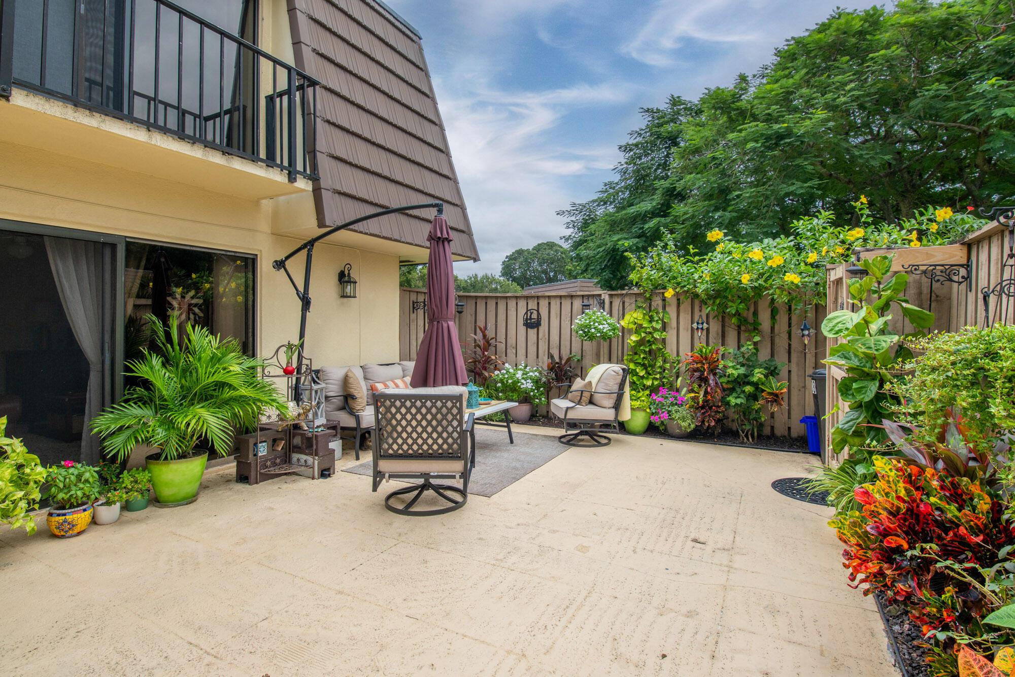1208 12th Court, Palm Beach Gardens FL 33410