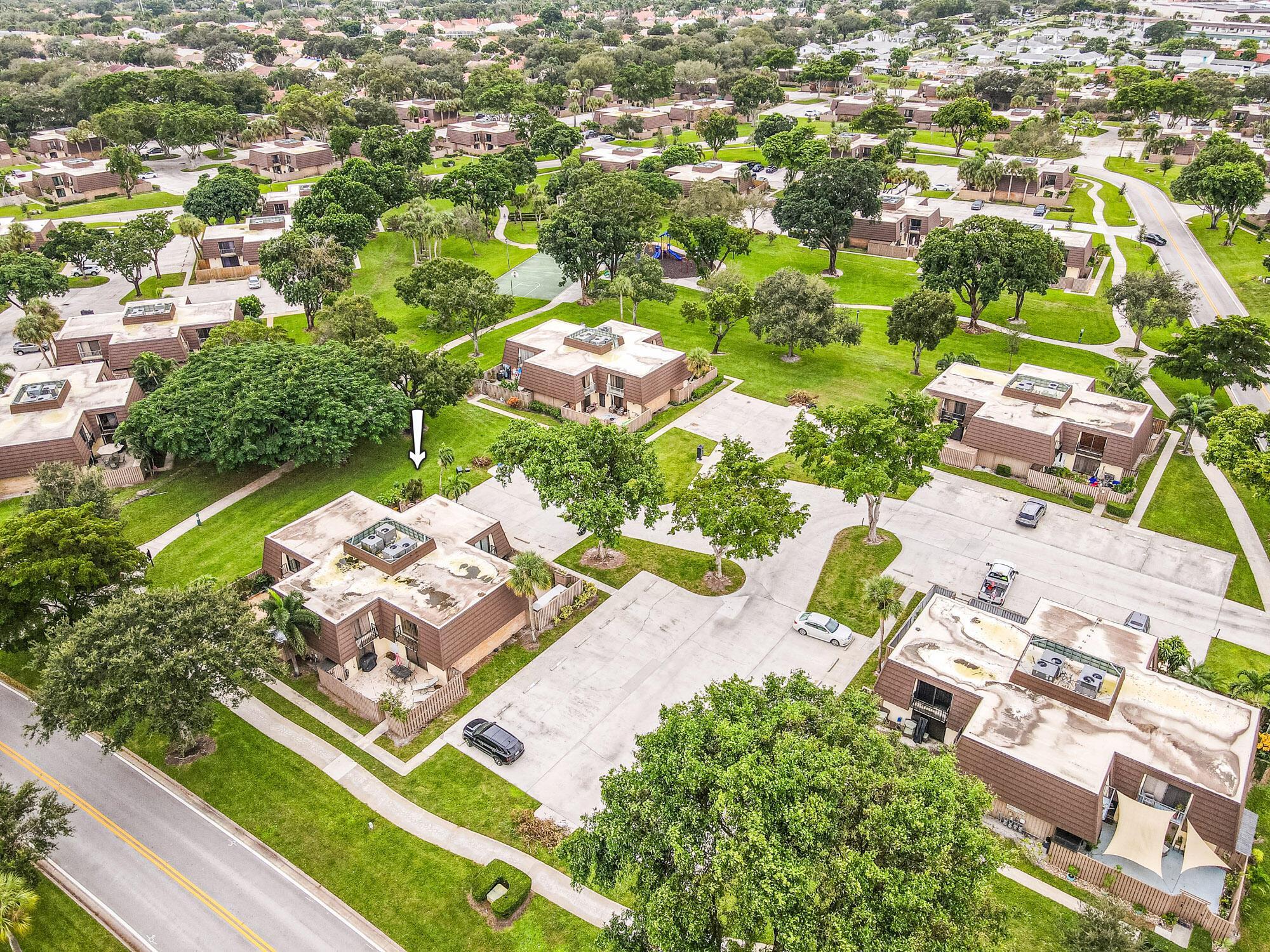 1208 12th Court, Palm Beach Gardens FL 33410