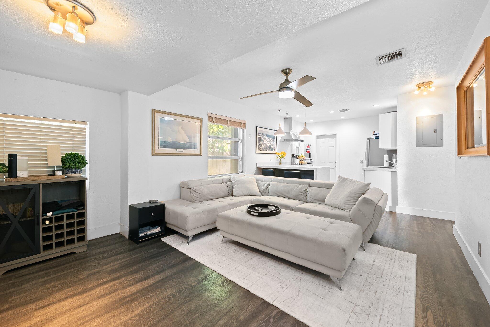 1140 SW 9th, Fort Lauderdale FL 33315