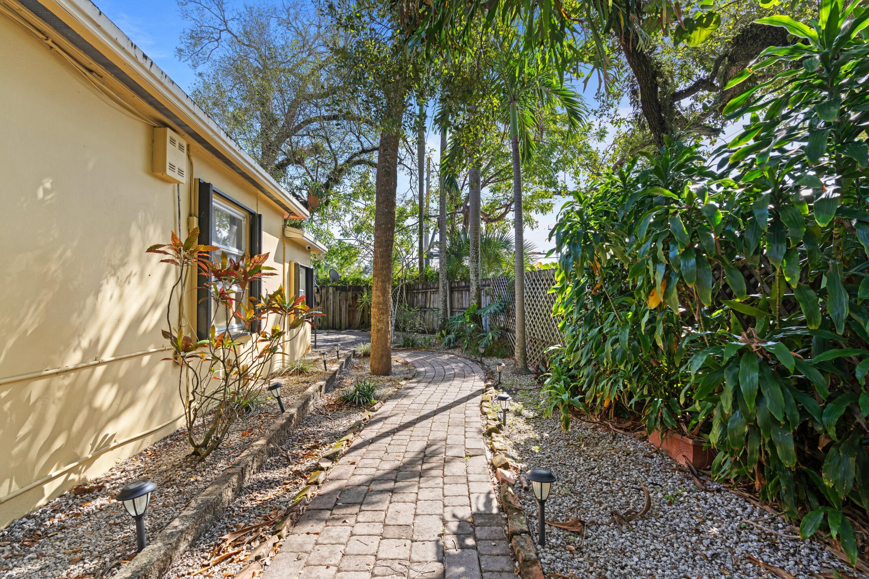 1140 SW 9th, Fort Lauderdale FL 33315