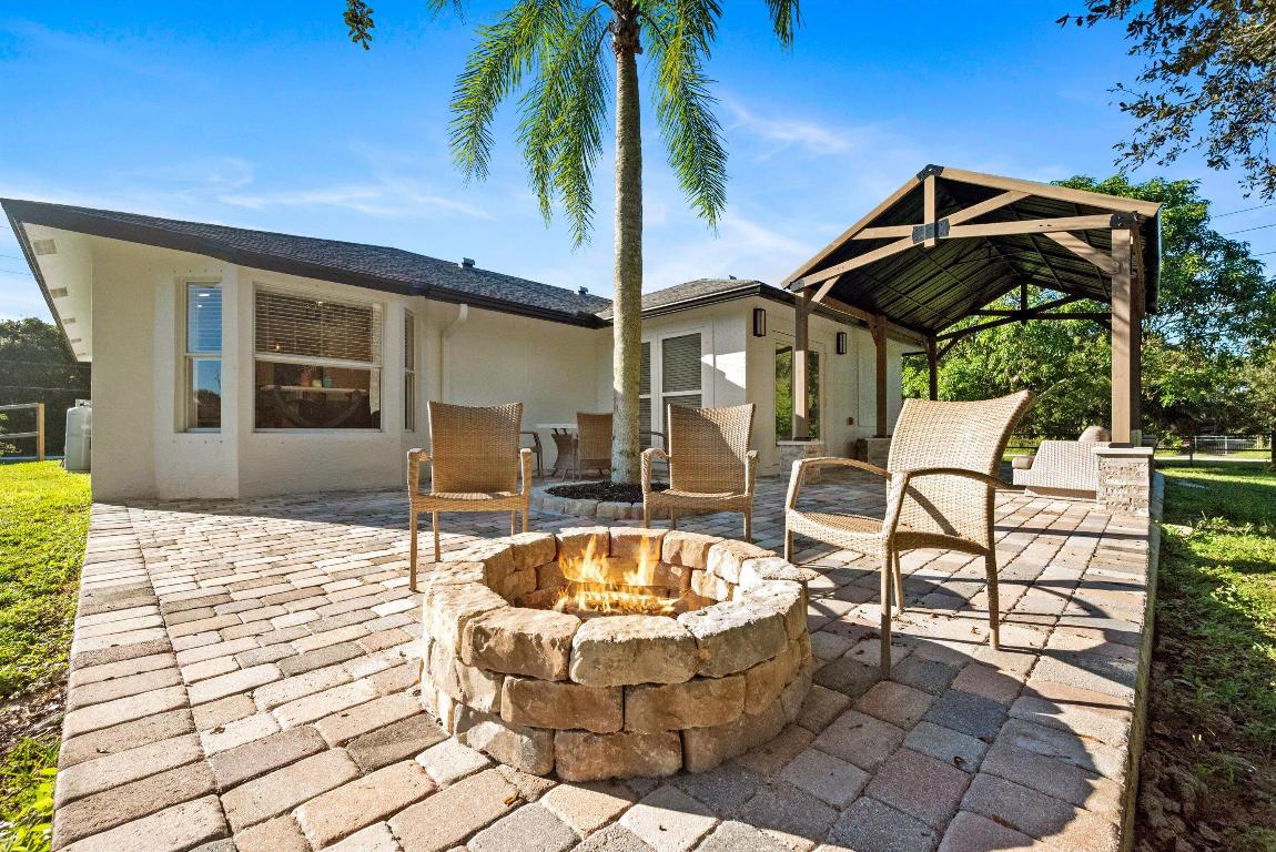 16710 75th, Palm Beach Gardens FL 33418