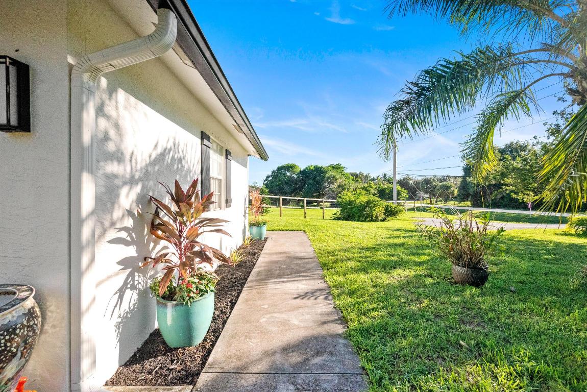 16710 75th, Palm Beach Gardens FL 33418