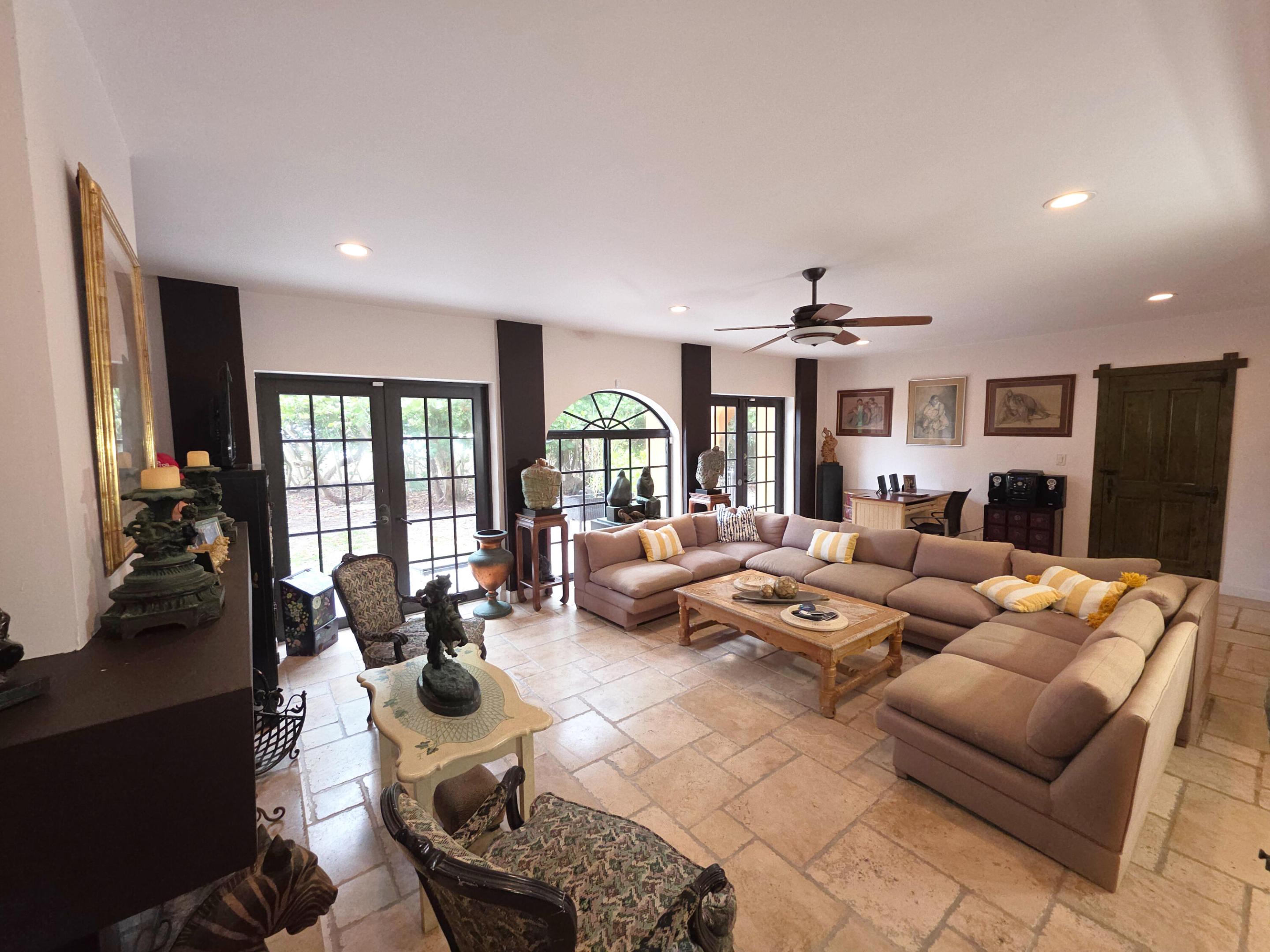 4200 N Surf, Hollywood FL 33019