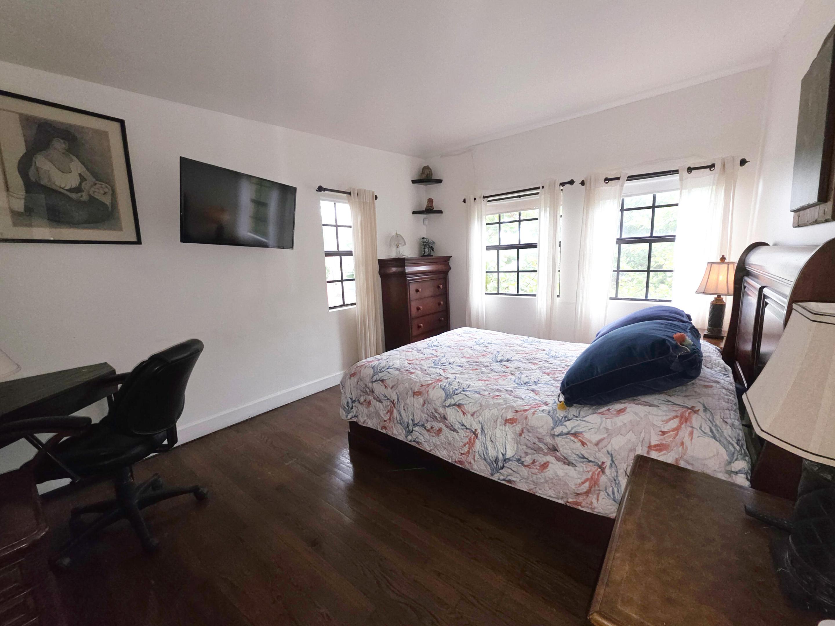 4200 N Surf, Hollywood FL 33019