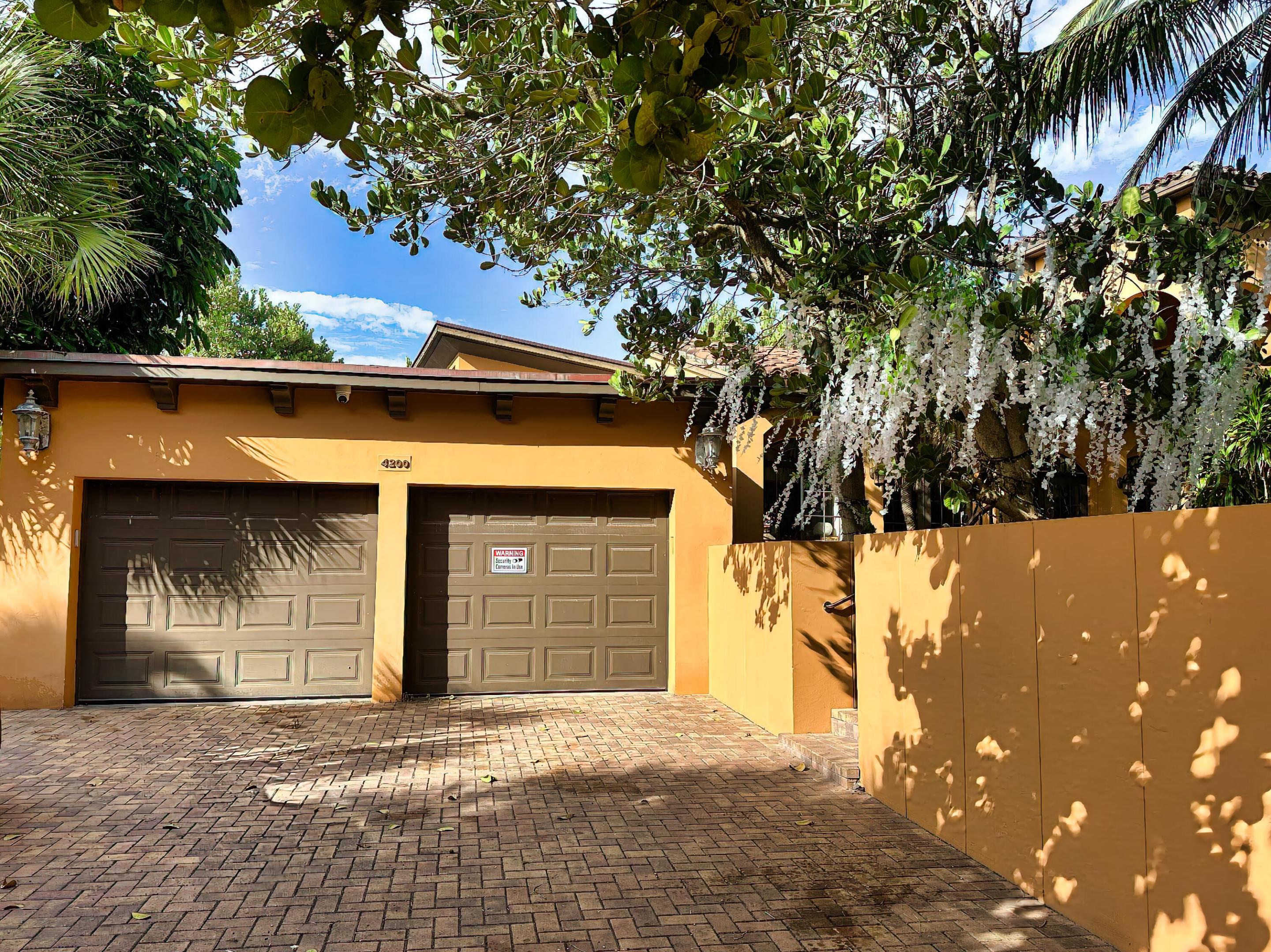 4200 N Surf, Hollywood FL 33019