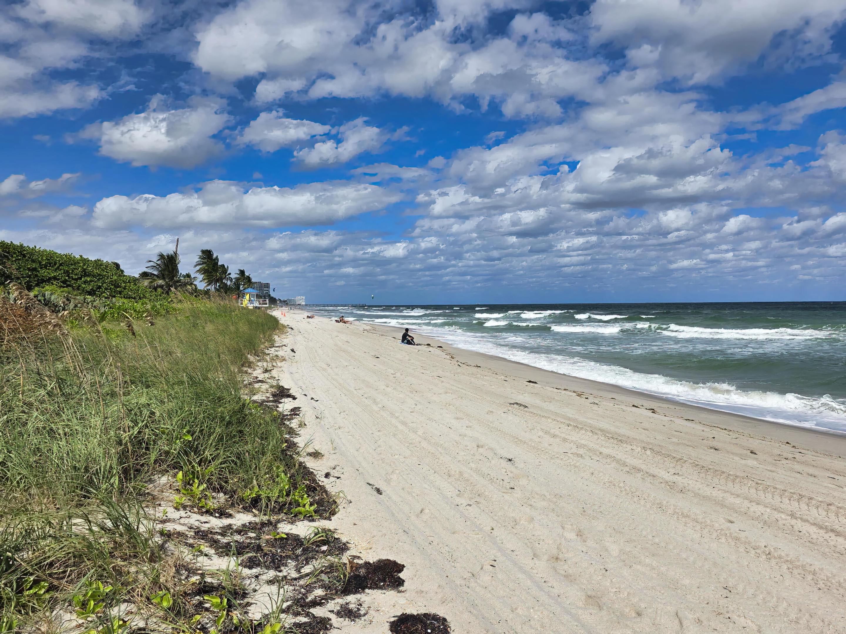 4200 N Surf, Hollywood FL 33019