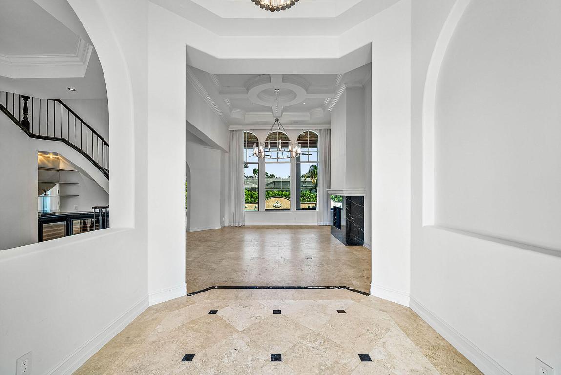 2124 W Maya Palm, Boca Raton FL 33432