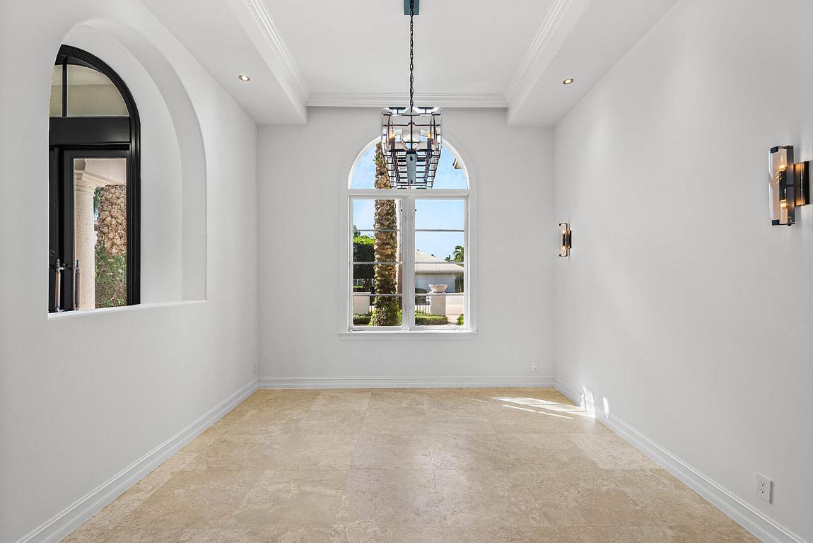 2124 W Maya Palm, Boca Raton FL 33432