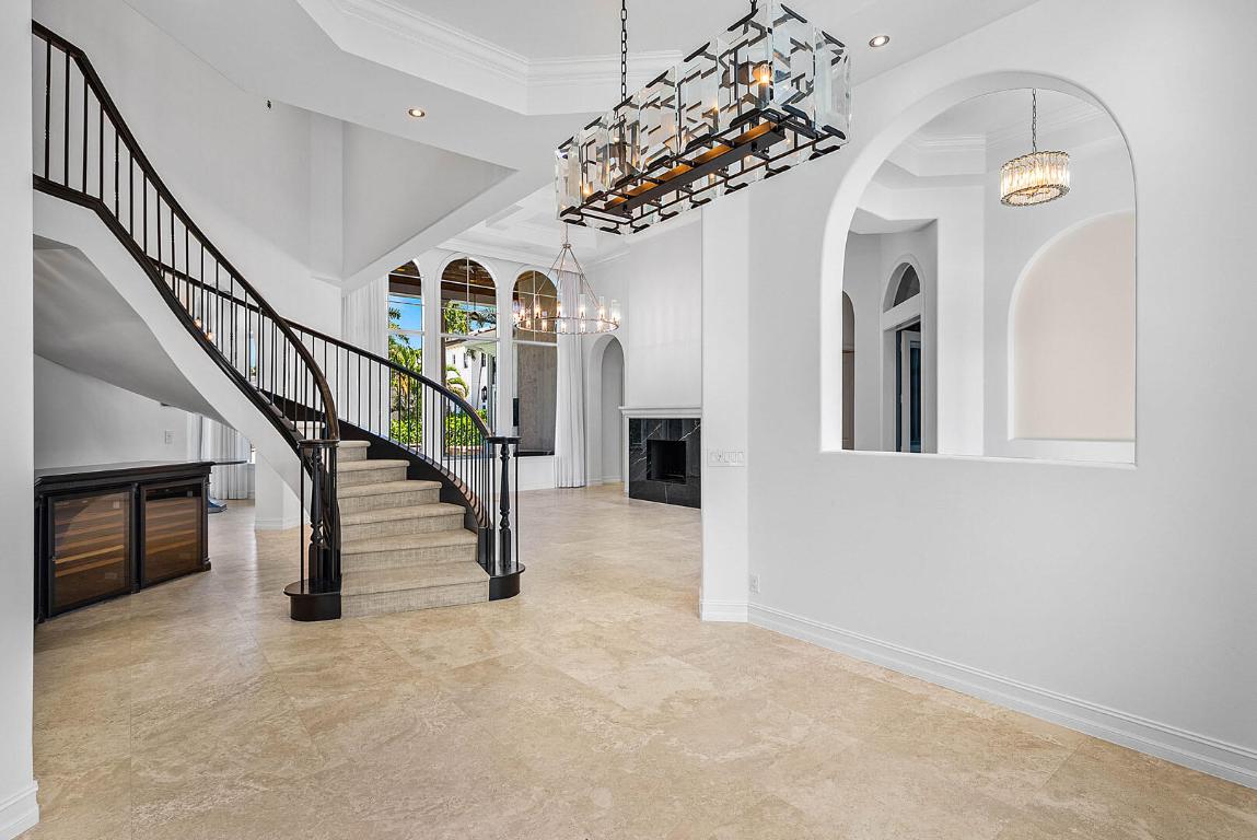 2124 W Maya Palm, Boca Raton FL 33432