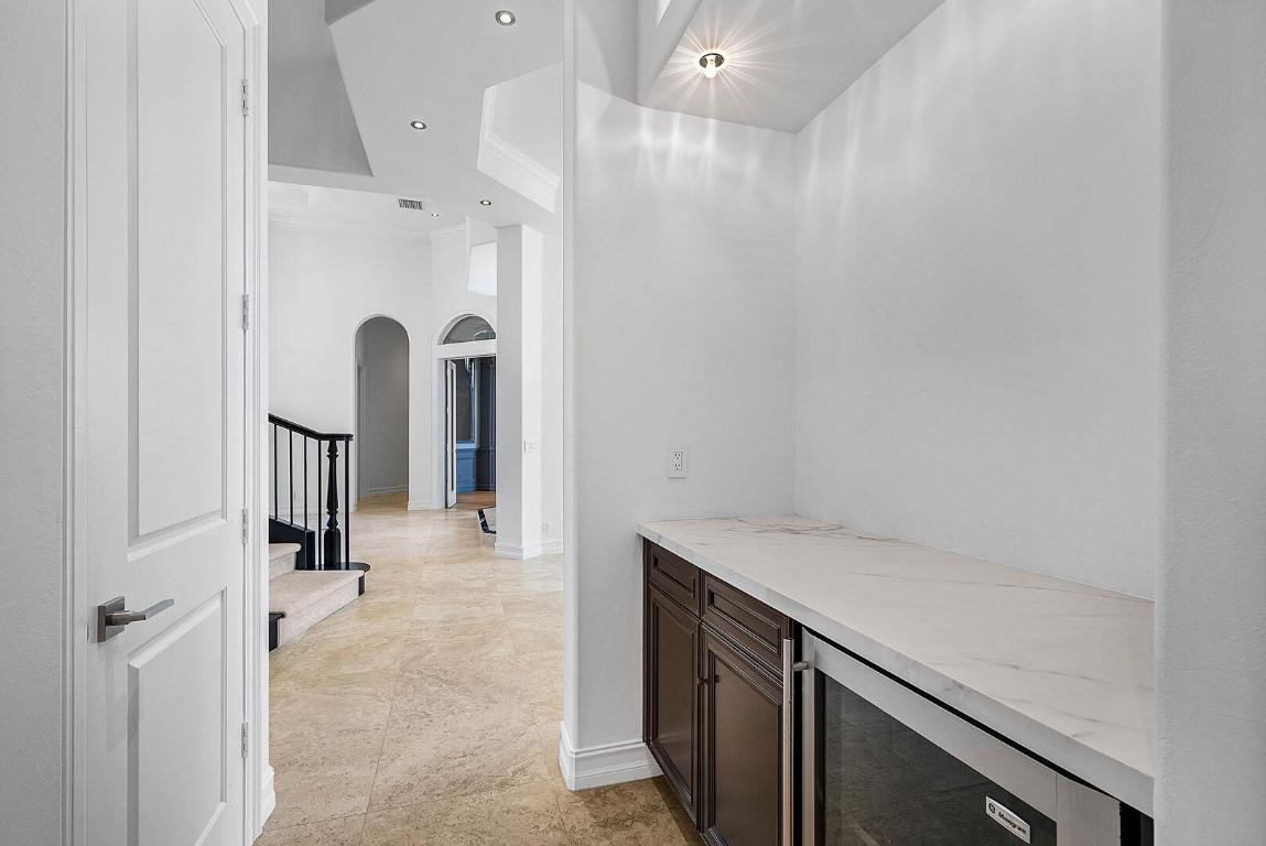 2124 W Maya Palm, Boca Raton FL 33432