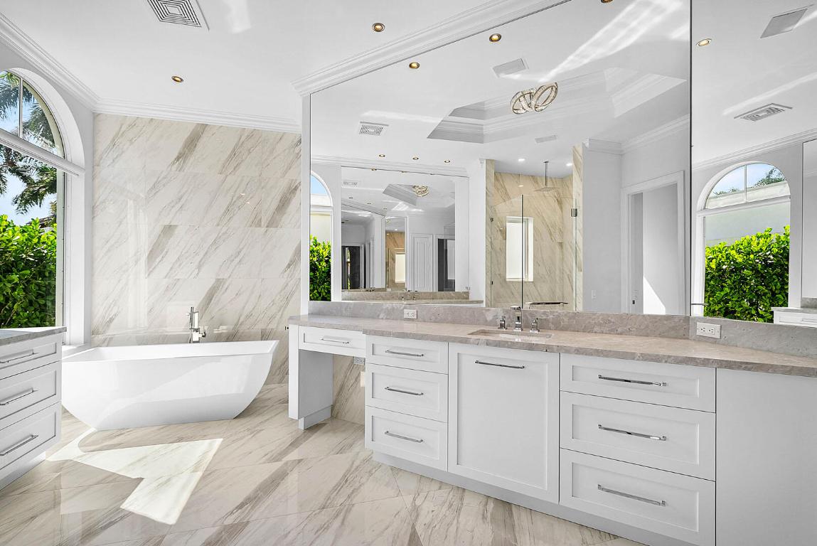 2124 W Maya Palm, Boca Raton FL 33432