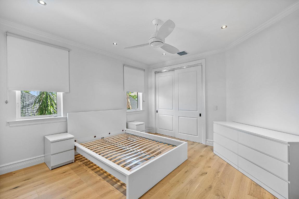 2124 W Maya Palm, Boca Raton FL 33432