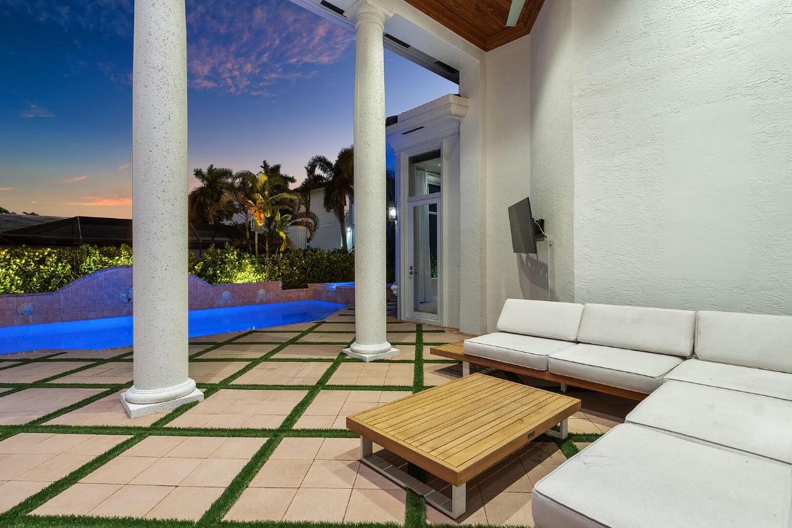 2124 W Maya Palm, Boca Raton FL 33432