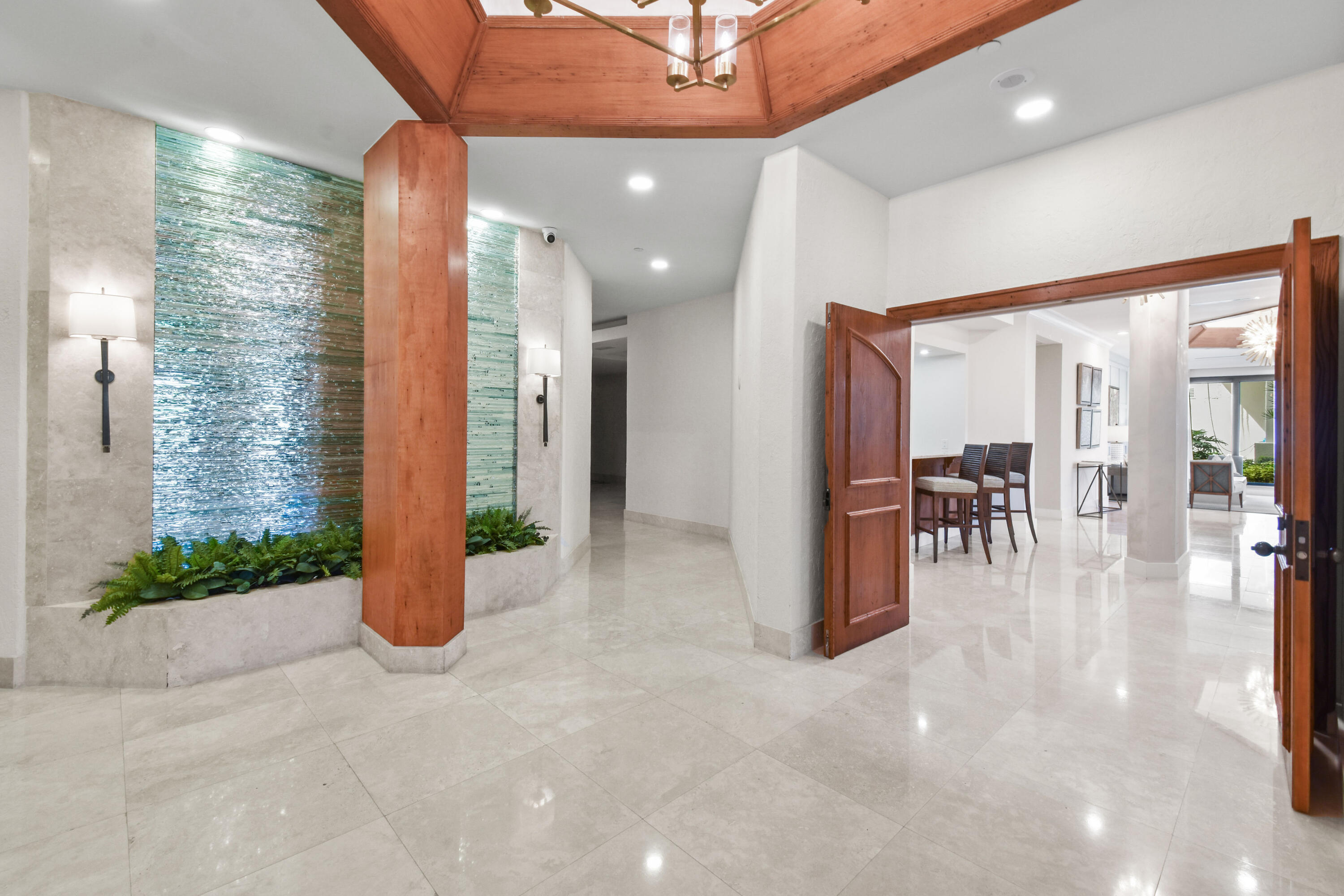 3322 Casseekey Island #302, Jupiter FL 33477