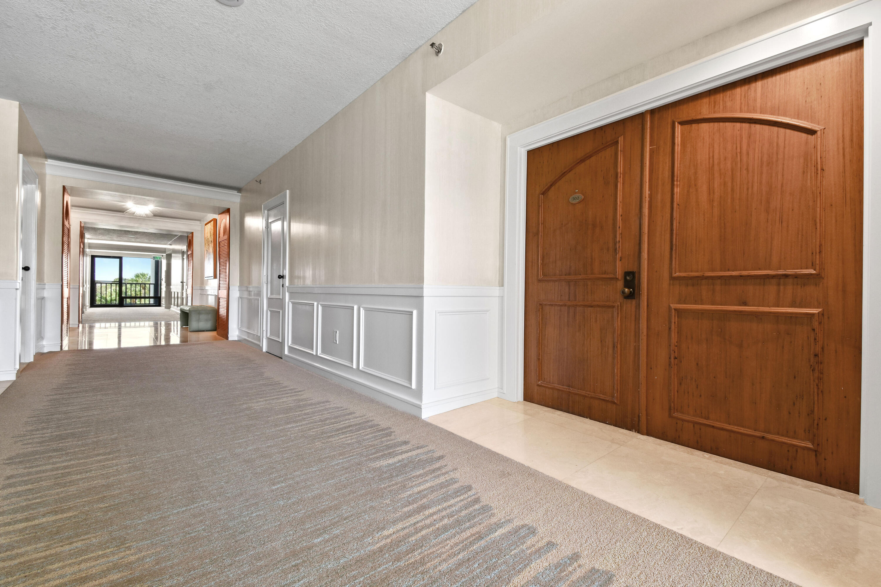 3322 Casseekey Island #302, Jupiter FL 33477