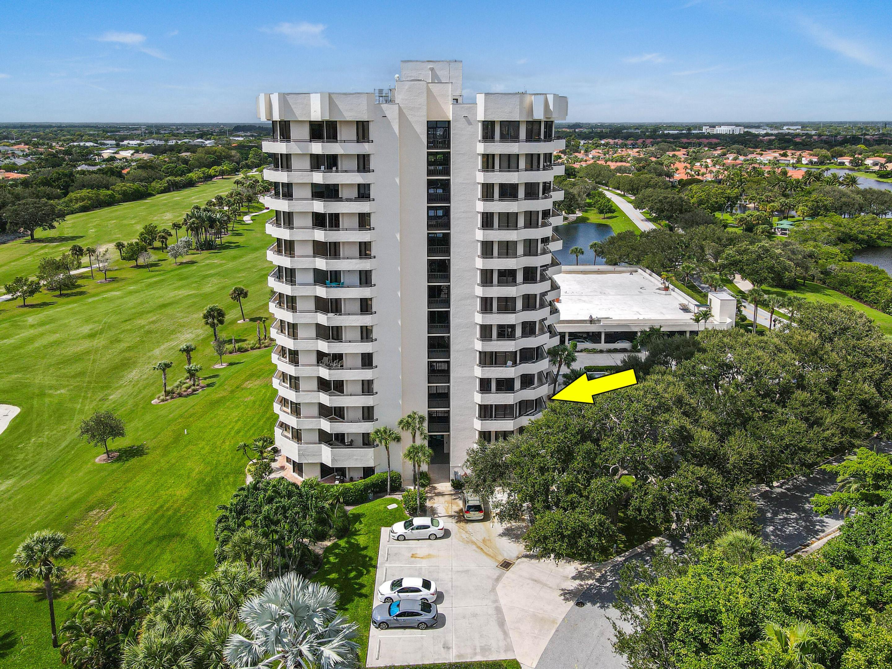 3322 Casseekey Island #302, Jupiter FL 33477