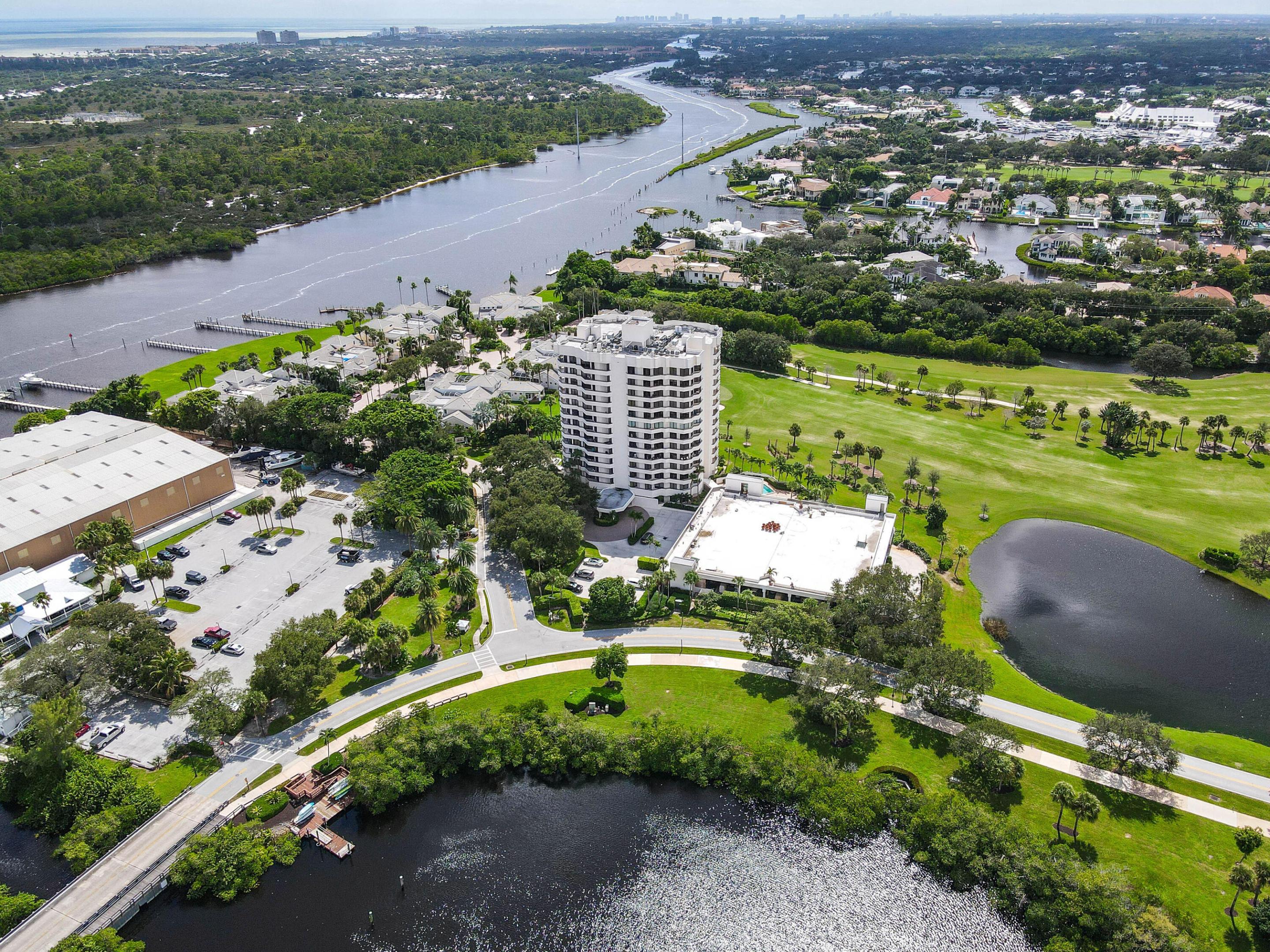 3322 Casseekey Island #302, Jupiter FL 33477