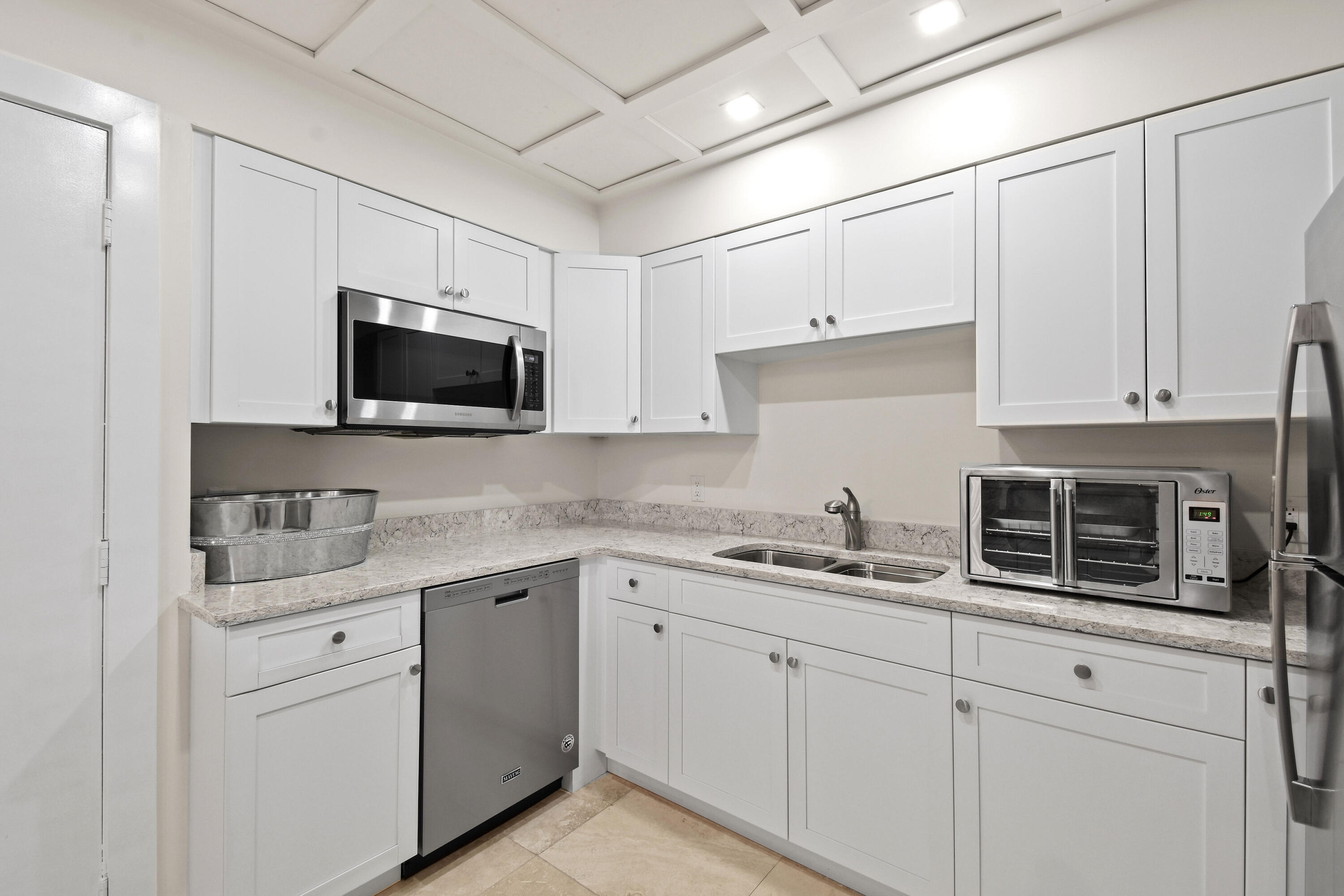 3322 Casseekey Island #302, Jupiter FL 33477