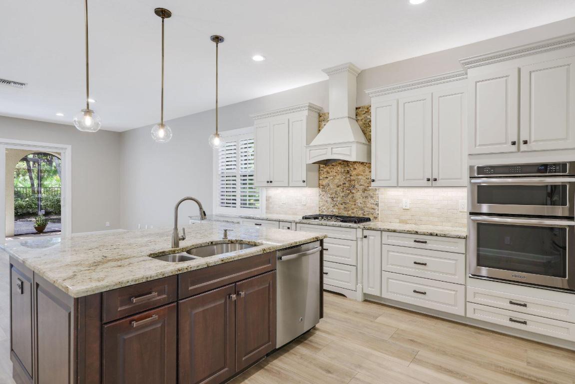 932 Mill Creek, Palm Beach Gardens FL 33410
